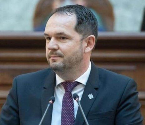 Senatorul Claudiu Mureşan demisionează din USR
