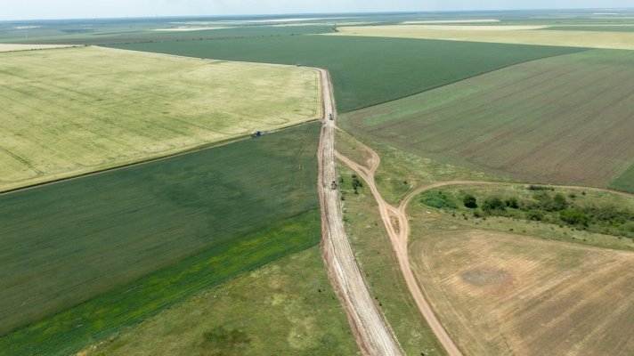 Se efectuează mai multe lucrări de modernizare și punere în siguranță a drumurilor județene