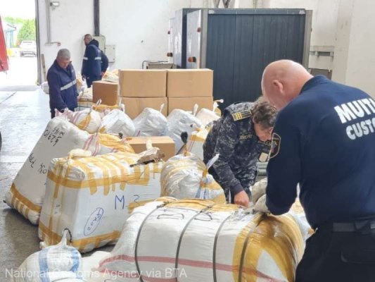 Ofiţeri vamali bulgari şi portughezi au confiscat 811.000 articole vestimentare şi accesorii contrafăcute