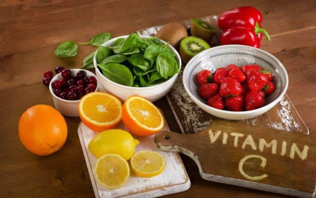 Vitamina C: Ce boli ascunde deficitul acestui antioxidant de excepție