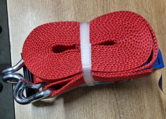 Chingi auto de aproximativ 200.000 de lei, reținute de inspectorii vamali constănțeni