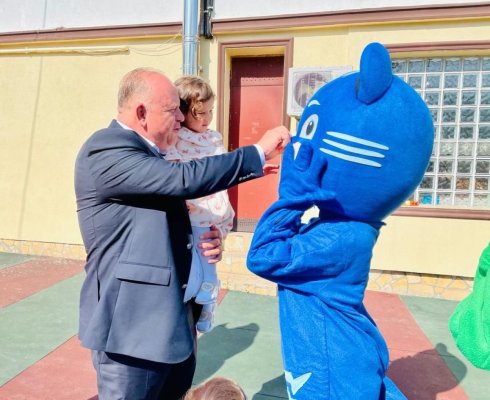 Șopi, Pisoi și Bufniță s-au distrat împreună cu copiii din Agigea