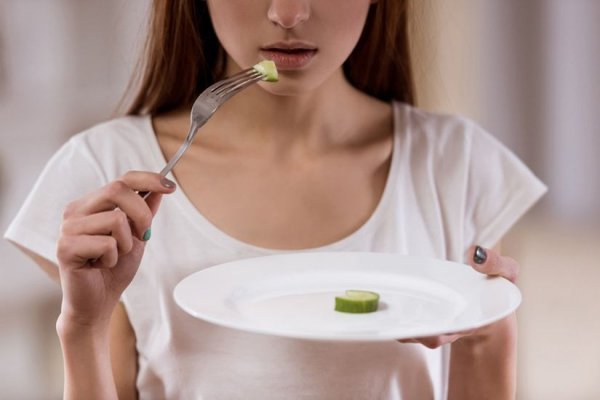 Medic: Tulburările alimentare pot reprezenta o problemă semnificativă de sănătate mentală şi fizică