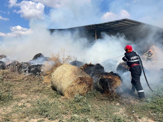 Incendiu la baloți de lucernă în apropiere de localitatea Baia