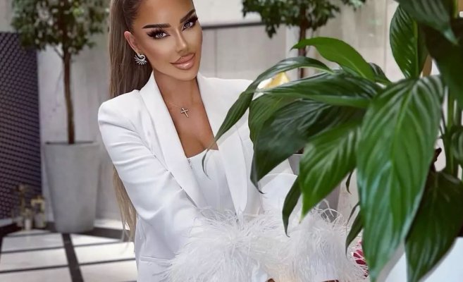 Divele lui Bădălău, Bianca Drăgușanu și Claudia Pătrășcanu, se întâlnesc la Judecătoria Constanța