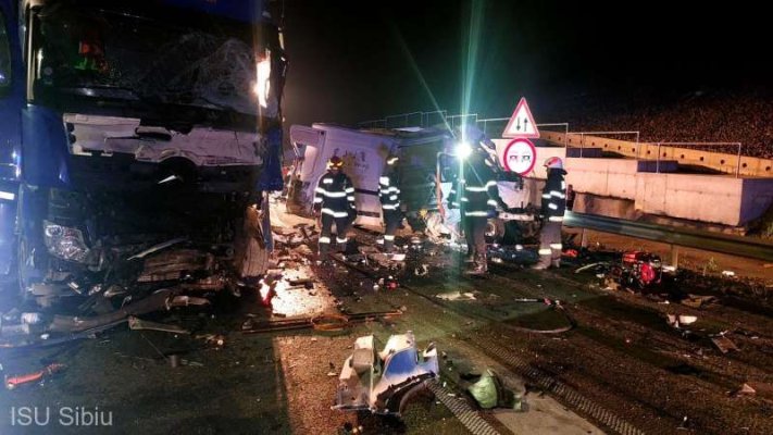 Doi bărbaţi decedaţi într-un accident rutier pe autostrada A1
