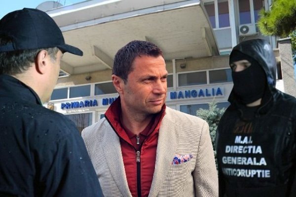 Radule, ai onoare?! Așteptăm să-ți dai demisia, cinstitule!