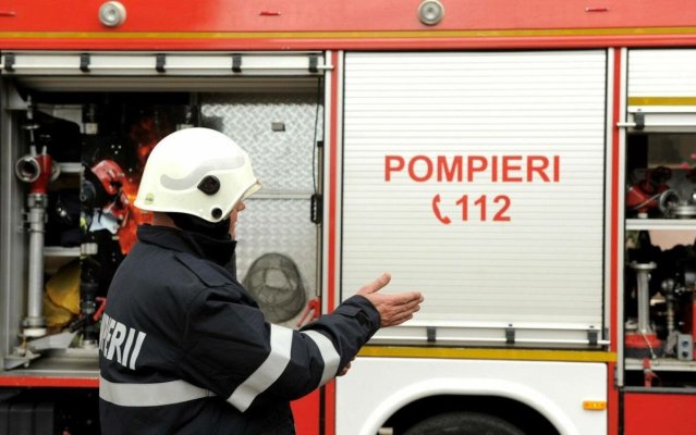 Incendiu la o casă, în Cuza Vodă