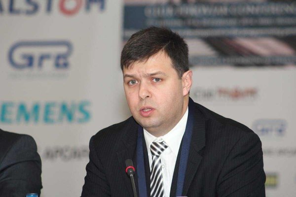 Roşeanu: Am avut discuţii cu CFR SA şi CFR Călători, privind închideri totale de trafic pe liniile în lucru 