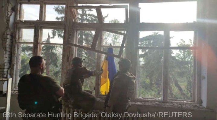 Ucraina anunţă eliberarea unei a treia localităţi în Doneţk
