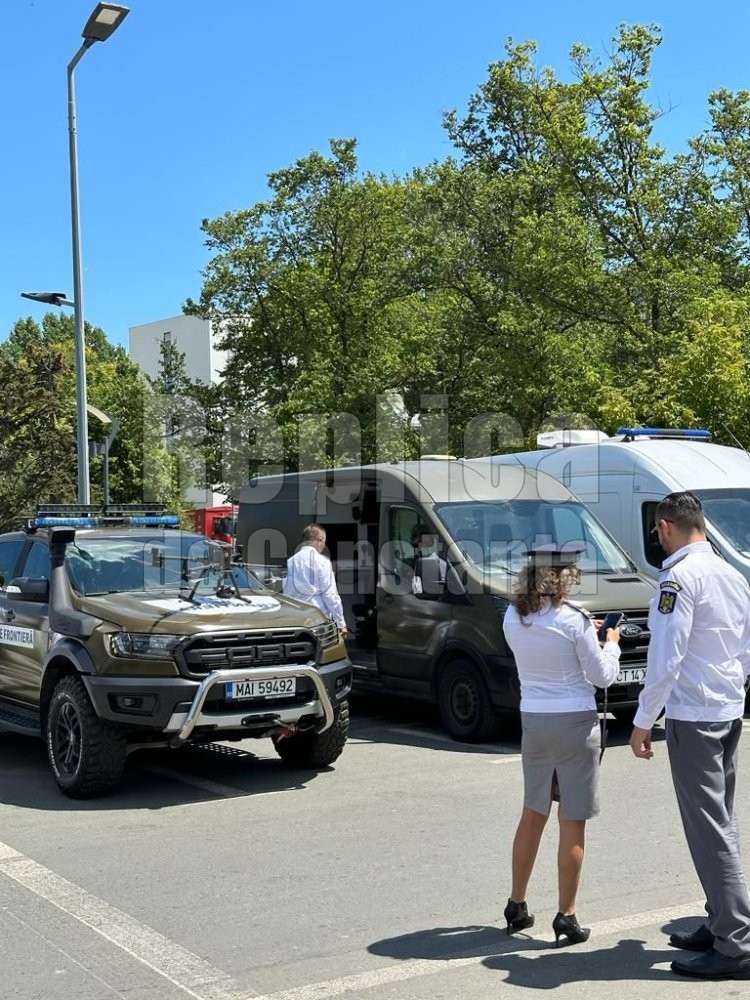 Ministrul Predoiu zice ca turistii sunt in siguranta pe litoral! Video Ministrul Predoiu zice ca turistii sunt in siguranta pe litoral! Video