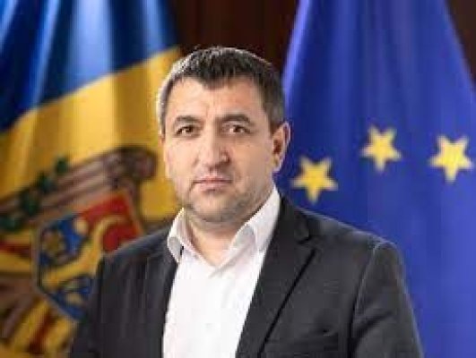 România este cea care ne duce de mână în cancelariile europene, declară candidatul PAS la funcţia de primar al Chişinăului