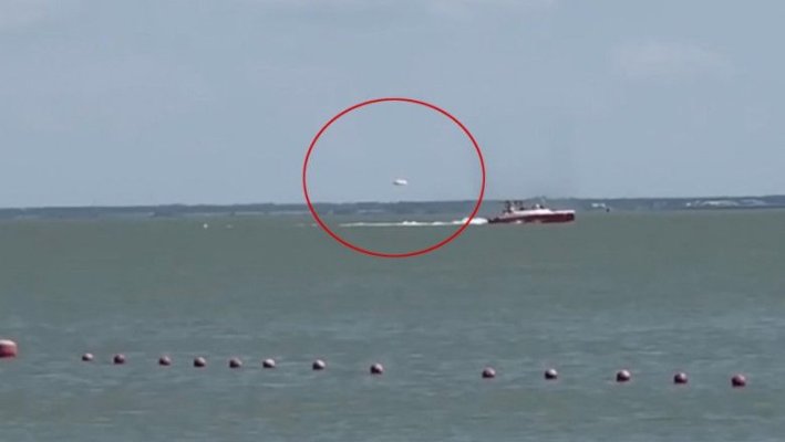 Un avion de luptă rusesc s-a prăbuşit în apele Mării Azov