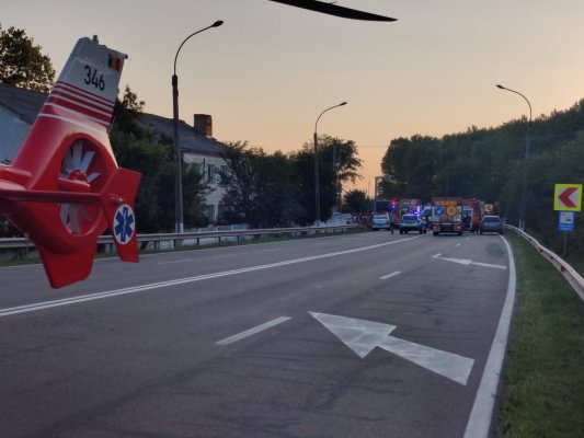 Coliziune între două TIR-uri, urmată de incendiu, la stația de taxare de la Giurgeni