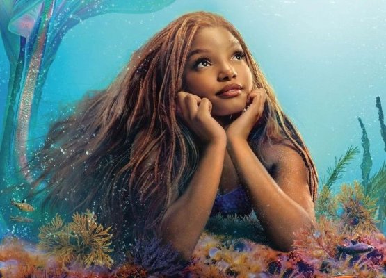 Corpul ăsta a făcut-o „Mica Sirenă”! Imagini incendiare cu Halle Bailey