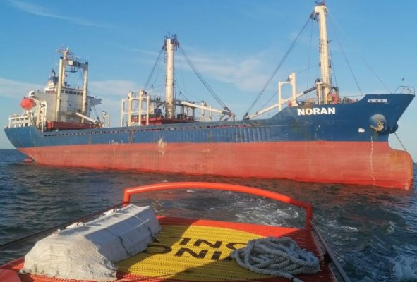 ARSVOM a intervenit de urgență pentru salvarea unui marinar suspect de blocaj renal