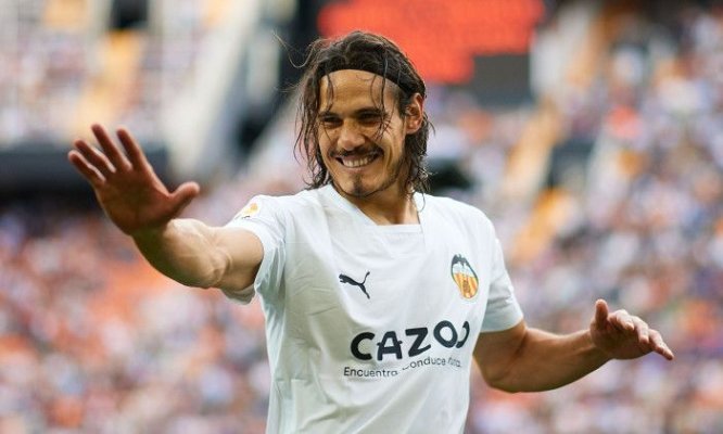 Fotbal: Atacantul Edinson Cavani a semnat cu Boca Juniors