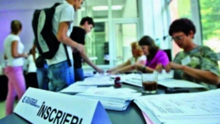 Completarea opţiunilor pentru admiterea la liceu începe joi