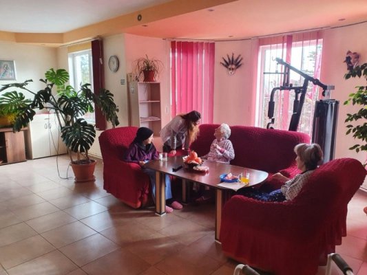 Azilele groazei! Două cămine de bătrâni din Eforie Nord au fost închise 