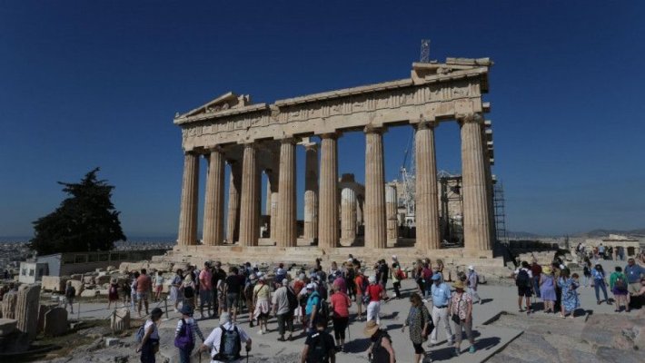Gardienii de la Acropola din Atena își opresc temporar munca începând de joi