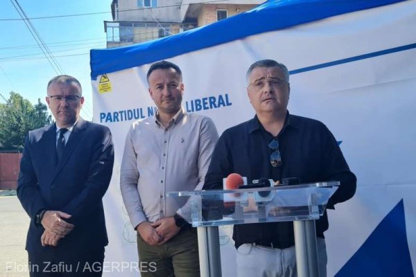 Liberalii strâng semnături pentru testarea legumelor, pentru 