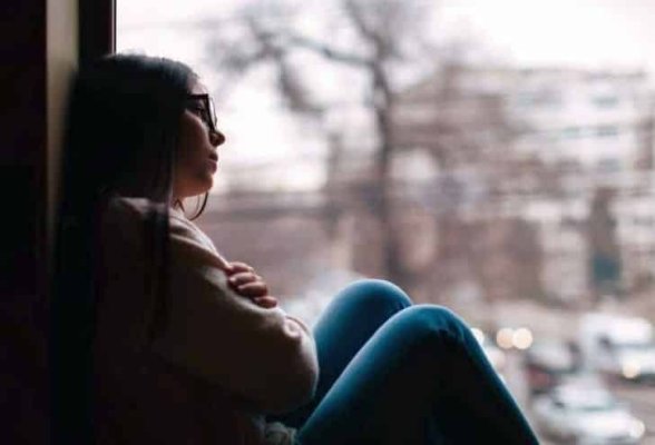 Tulburătorul fenomen Hikikomori se extinde și în Europa. Specialiștii identifică trei faze critice