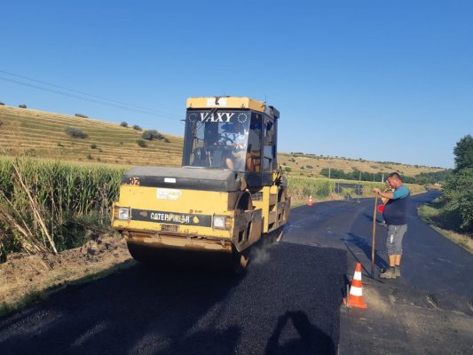 Continuă să se lucreze la drumurile județene