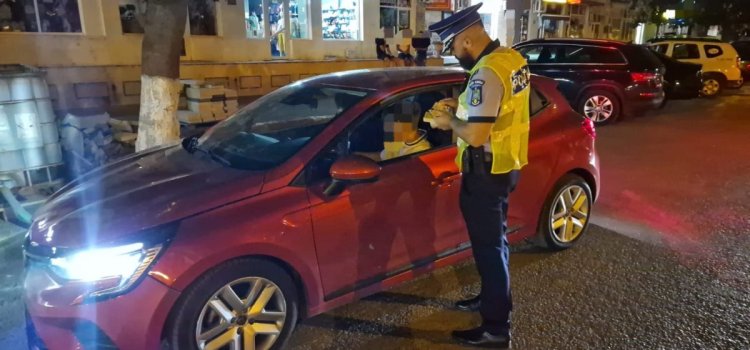Șofer, drogat cu cocaină, prins de polițiști, în Mamaia Nord