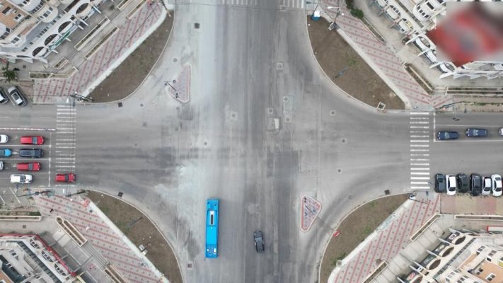Atenție, șoferi! În intersecția de la Trocadero este întreruptă semaforizarea pentru cinci zile