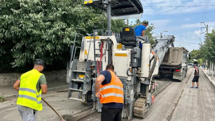 Atenție, șoferi! Se reabilitează carosabilul pe alte două străzi din cartierul Palazu Mare