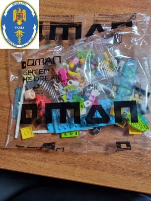 Seturi jucării în valoare de aprox. 72.000 de lei confiscate de vameșii constănțeni