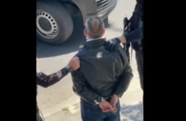  O femeie din București a fost sechestrată și agresată într-un apartament 
