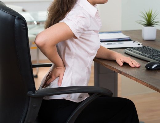 Spor de hemoroizi pentru unii bugetari. Primesc zile libere în plus pentru că stau mult pe scaun