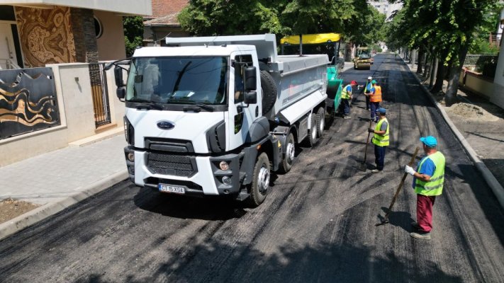 Au fost finalizate lucrările de reabilitare pe strada Vasile Pârvan