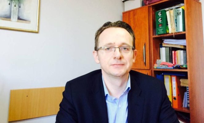După ce i-a făcut loc în Universitatea Ovidius, Vintilă i-a ”servit” verișoarei un proiect de 3 mil. de euro