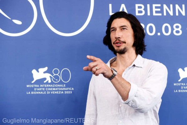 Grevele de la Hollywood: Adam Driver critică Netflix şi Amazon