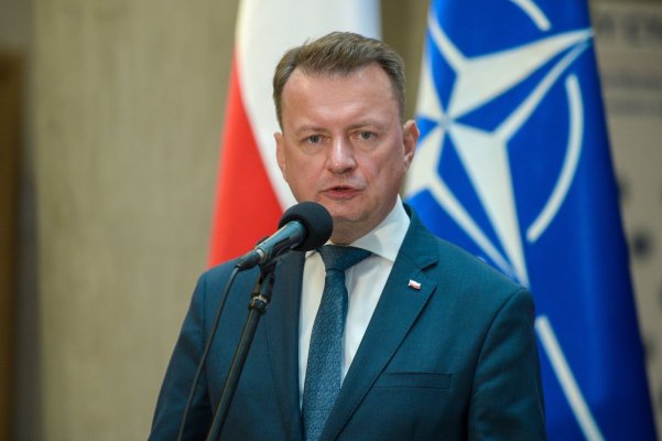 Polonia intenţionează să desfăşoare 10.000 de soldaţi la frontiera cu Belarus