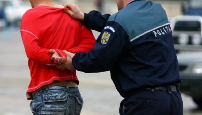 Bărbat de 37 de ani, încarcerat la Poarta Albă, pentru înșelăciune