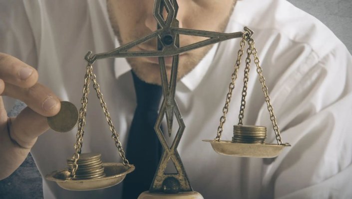 Deficitul comercial s-a redus cu 13,9 procente în primul semestru din acest an