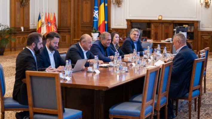 Ciucă s-a întâlnit cu reprezentanții IMM-urilor: Vor un cadru fiscal predictibil și echilibrat