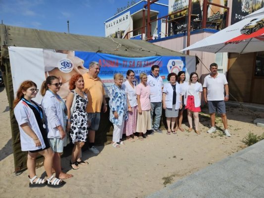Campania 'Asumă-ţi să fii sănătos!' a UMF 'Carol Davila' pe litoral: 4.757 de consultaţii medicale gratuite