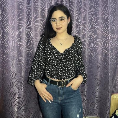 Ea este tânăra de 18 ani ucisă de prietena ei în camera de hotel din Saturn!