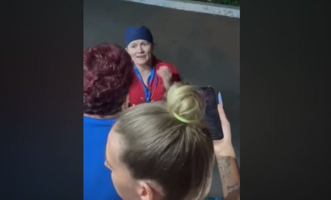 Doctoriță, către cei care protestau în cazul mămicii moarte la spital: „Țipați ca niște animale!” Video