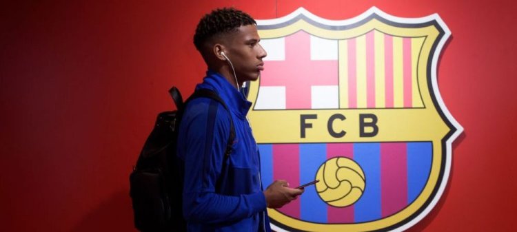 FC Barcelona poate primi milioane de euro de la Manchester United, pentru un jucător vândut în 2021! 