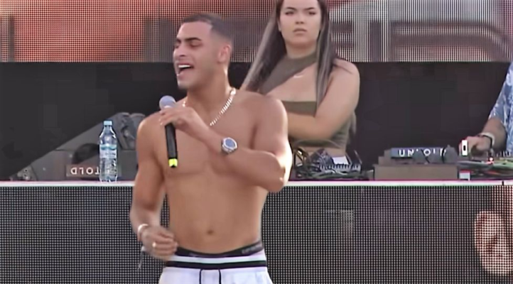 Gheboasă s-a autoproclamat idolul copiilor: La festivaluri primesc câți bani cer!