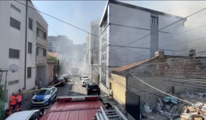 Incendiu în centrul Bucureștiului, lângă Piața Victoriei