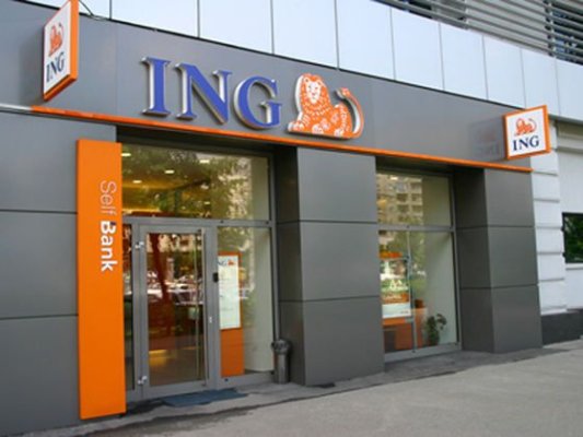 ING elimină 230 de posturi din conducere: 'Prea mulţi directori'