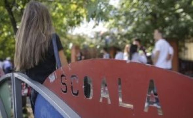 Consiliul Naţional al Elevilor critică propunerea din reforma cheltuielilor bugetare