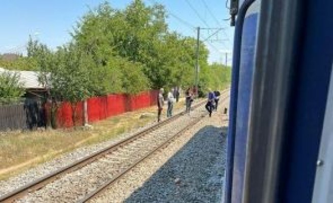 Un tren București - Constanța a lovit mortal un bărbat între Băneasa și Pantelimon