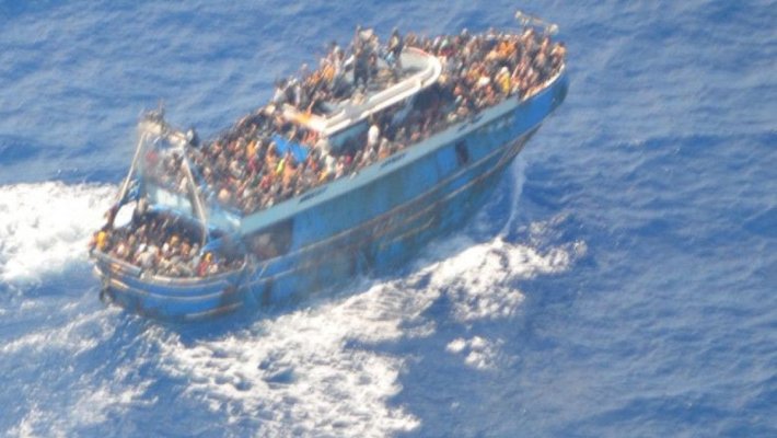 Grecia: Cinci morţi, dintre care patru copii, în naufragiul a două bărci cu migranţi